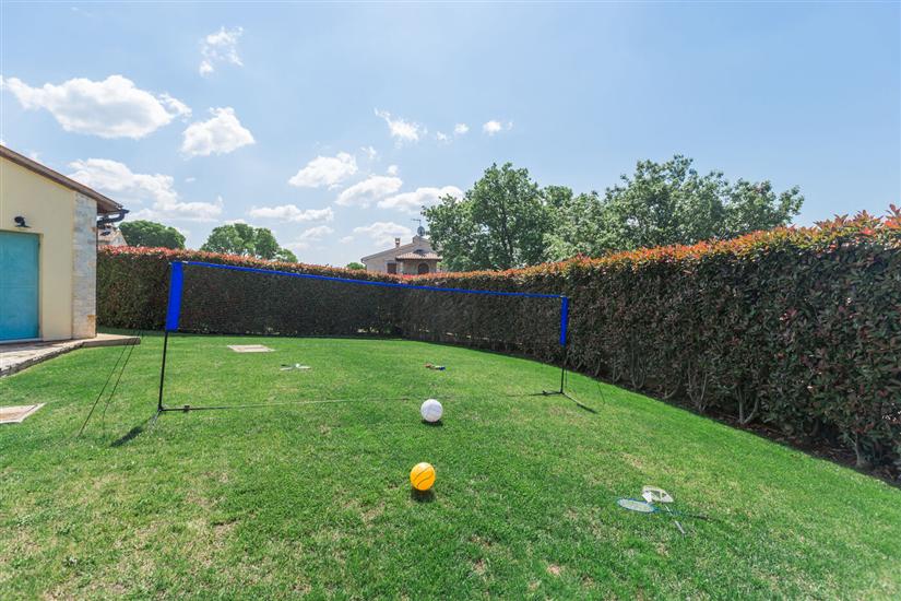 Villa Vista Azzurra s bazenom u zelenoj unutrašnjosti Istre