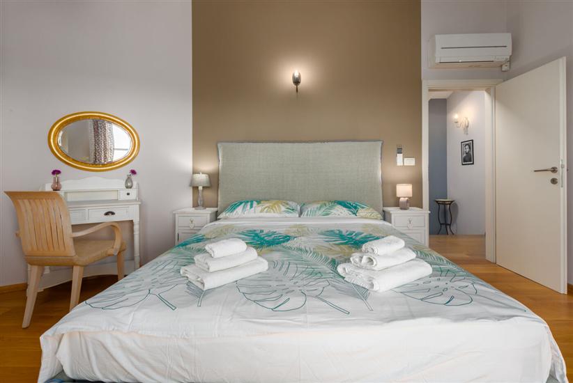 House K1, for 9 persons