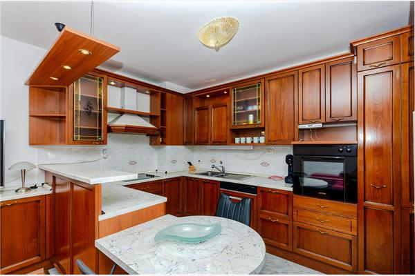 Apartment A2, for 6 persons