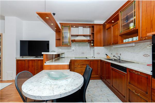 Apartment A2, for 6 persons