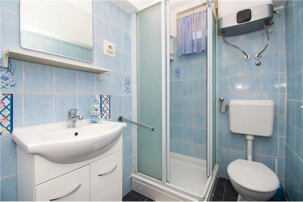 Apartment A3, for 5 persons