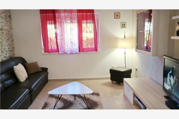 House K1, for 5 persons