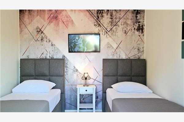 House K1, for 5 persons