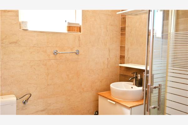 House K1, for 5 persons