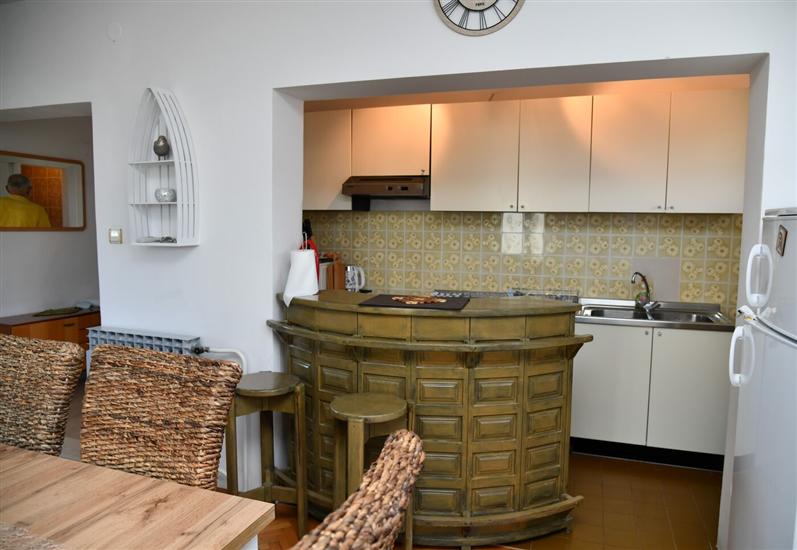 Apartment A2, for 7 persons