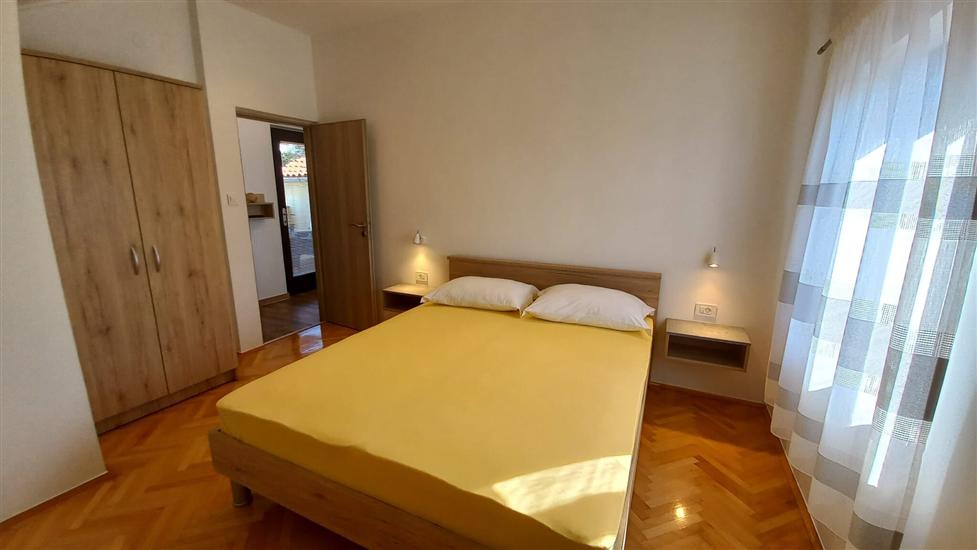 Apartment A6, for 4 persons