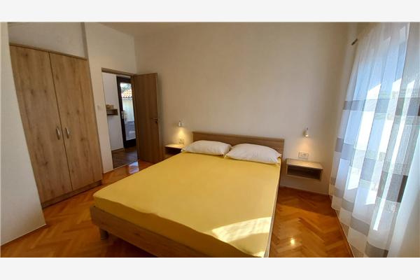 Apartment A6, for 4 persons