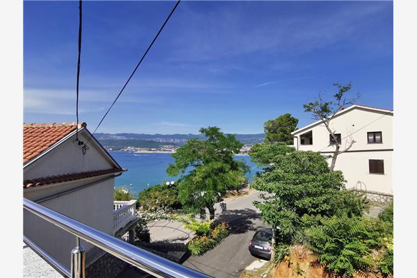 Room A1, for 2 persons