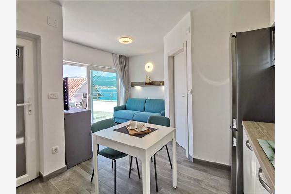 Room A1, for 2 persons