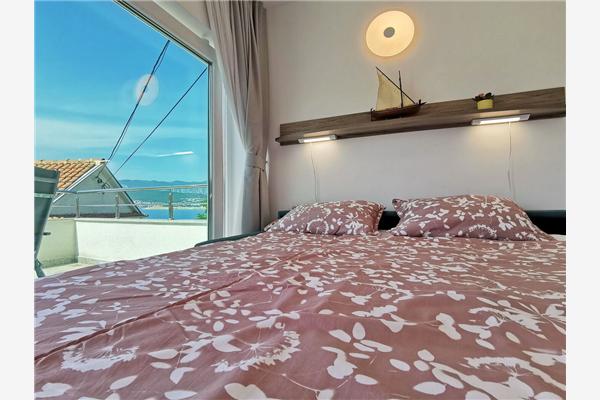 Room A1, for 2 persons