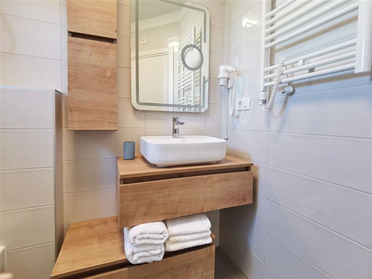 Room A1, for 2 persons