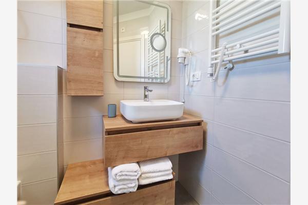 Room A1, for 2 persons