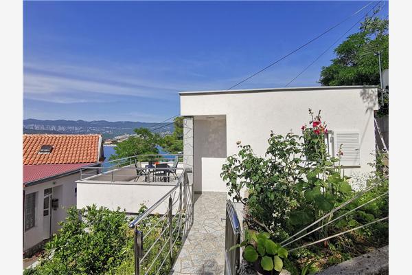 Room A1, for 2 persons