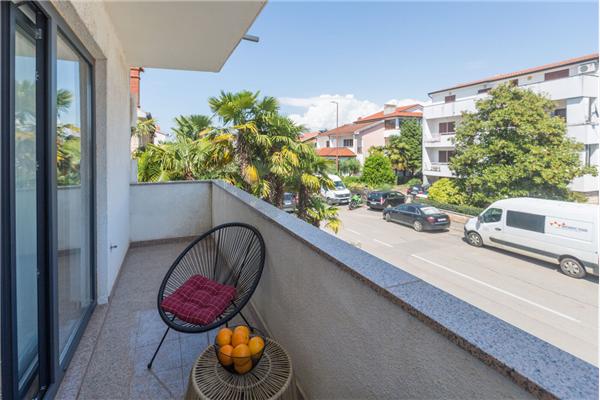 Apartment A1, for 5 persons