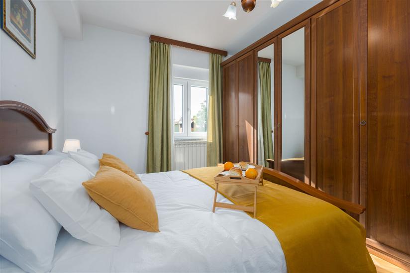 Apartment A1, for 5 persons