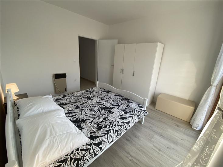 Apartment A4, for 4 persons