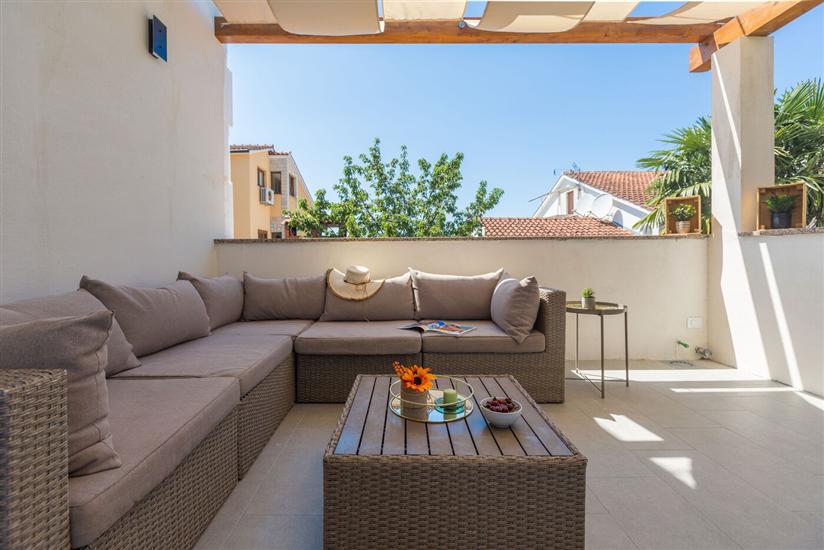 Apartment A1, for 5 persons