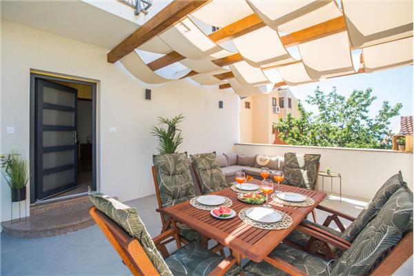 Apartment A1, for 5 persons