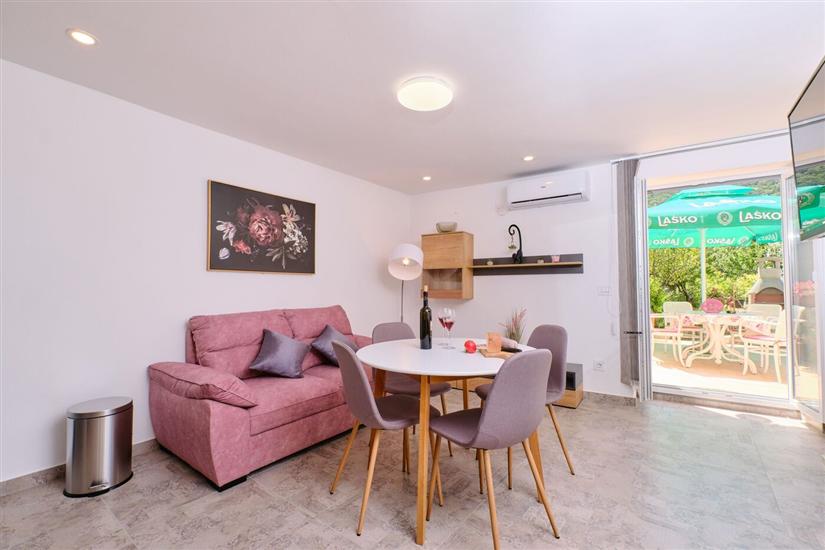 Apartment A1, for 4 persons