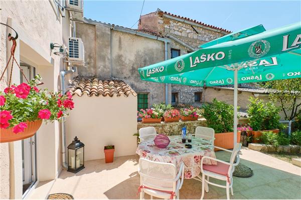 Apartment A1, for 4 persons