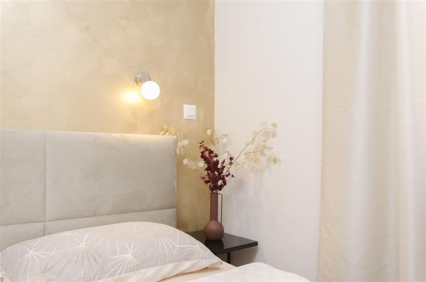 Hiša K1, na 8 osebe