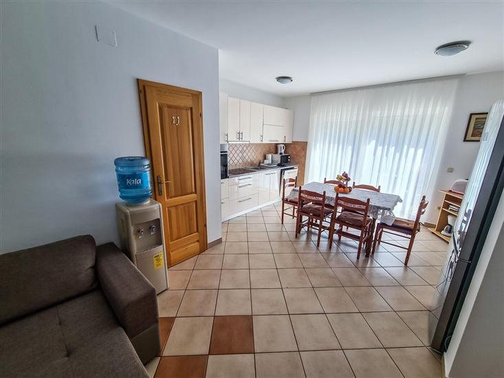 Apartment A1, for 8 persons