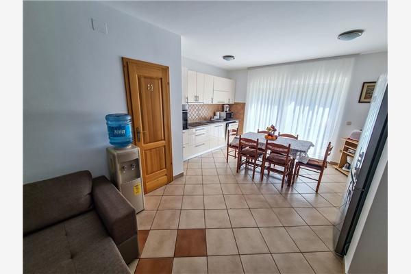 Apartment A1, for 8 persons
