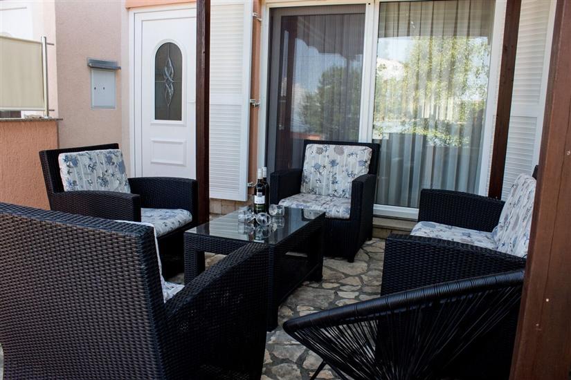 Apartment A1, for 8 persons