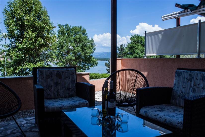 Apartment A1, for 8 persons