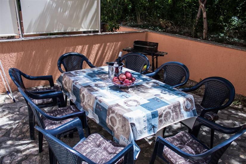 Apartment A1, for 8 persons