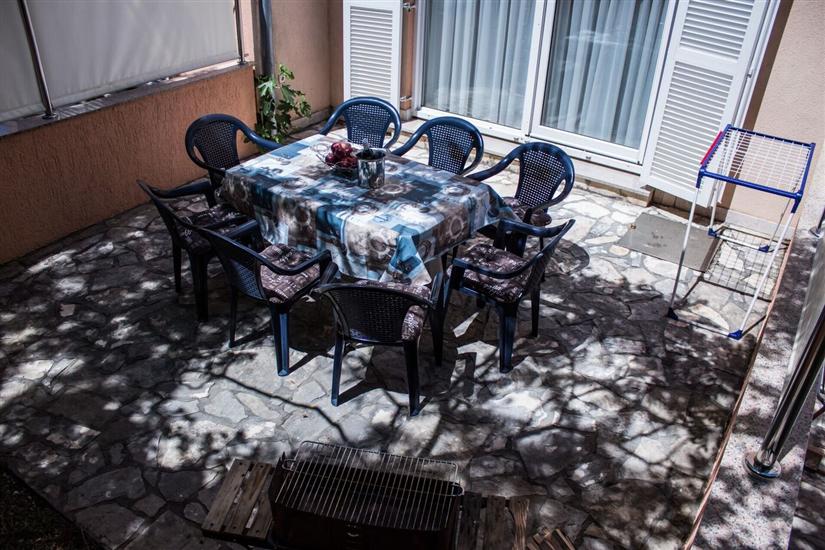 Apartment A1, for 8 persons