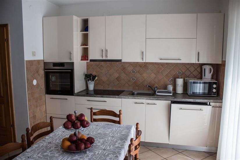 Apartment A1, for 8 persons