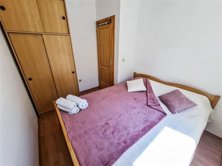 Apartment A1, for 8 persons