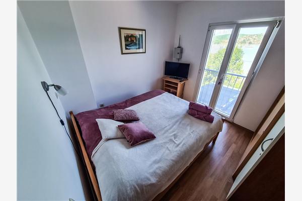 Apartment A1, for 8 persons