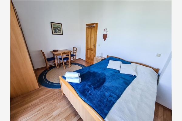 Apartment A1, for 8 persons