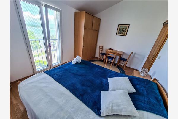 Apartment A1, for 8 persons