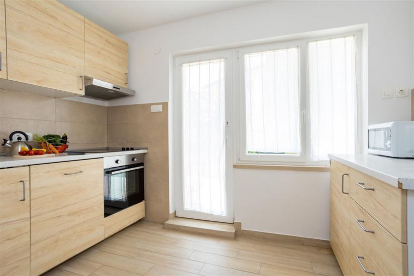 Apartment A1, for 7 persons