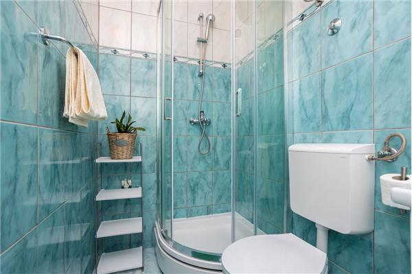 Apartment A1, for 7 persons