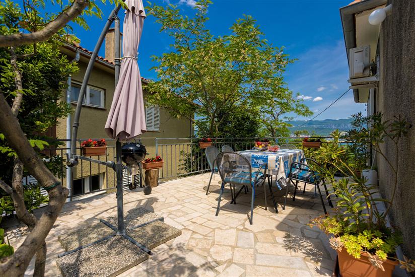 Apartment A1, for 7 persons