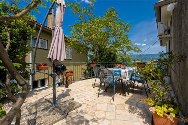 Apartment A1, for 7 persons