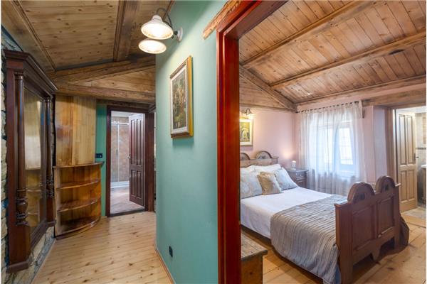 House K1, for 12 persons