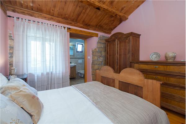 House K1, for 12 persons