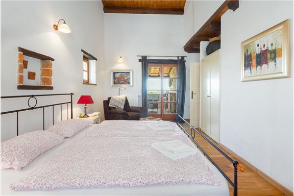 House K1, for 8 persons