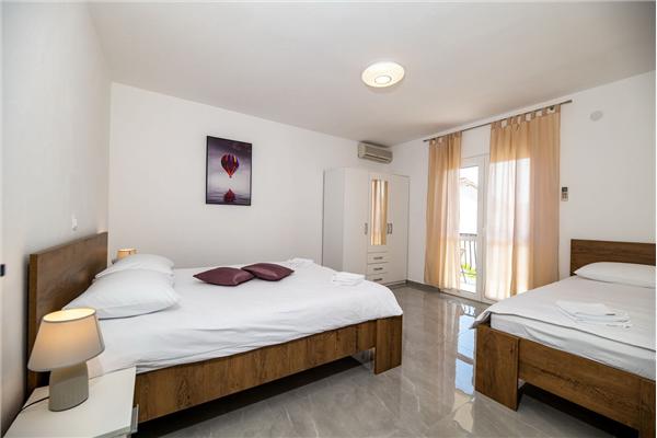 Apartman A2, za 8 osoba/e