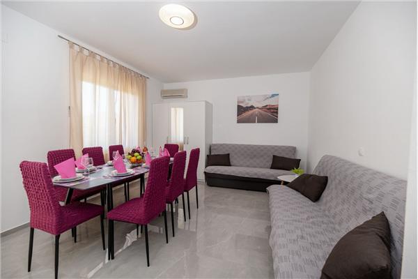 Apartman A2, za 8 osoba/e