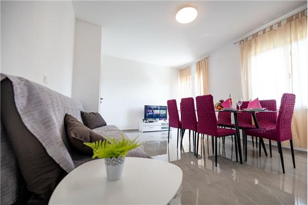 Apartman A2, za 8 osoba/e