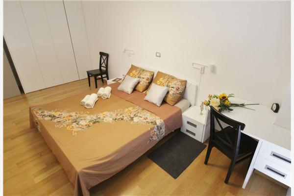 Apartment A1, for 5 persons