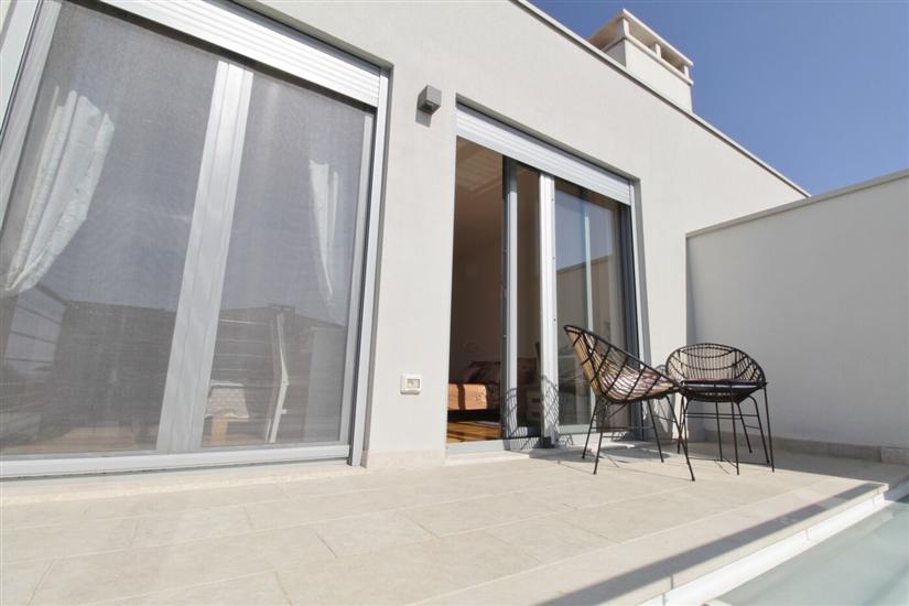 Apartment A1, for 5 persons