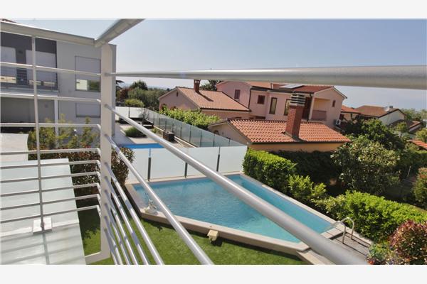 Apartment A1, for 5 persons