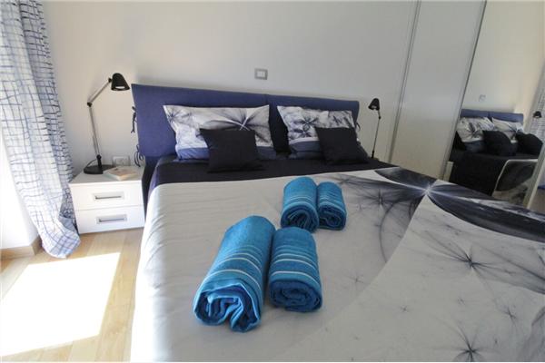 Apartment A1, for 5 persons